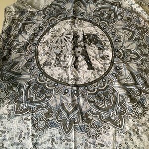 Grey Elephant tapestry (4ftH,5ftL)